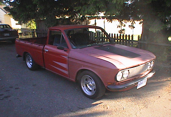 1972 (? ) datsun 520 pick up.. Owners name is Guy. We might actually be seeing him around sometime.
